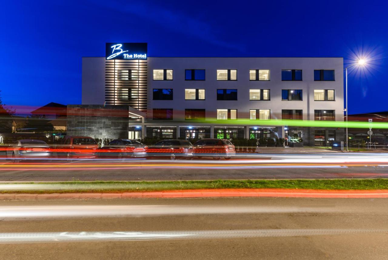 B The Hotel Sfantu Gheorghe  Luaran gambar